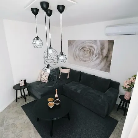 Apartamento Roses Zadar