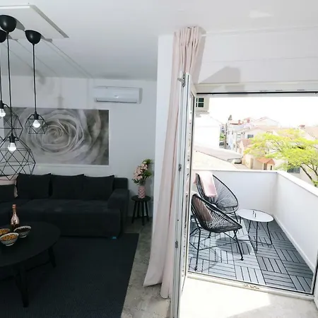 Roses Apartamento *